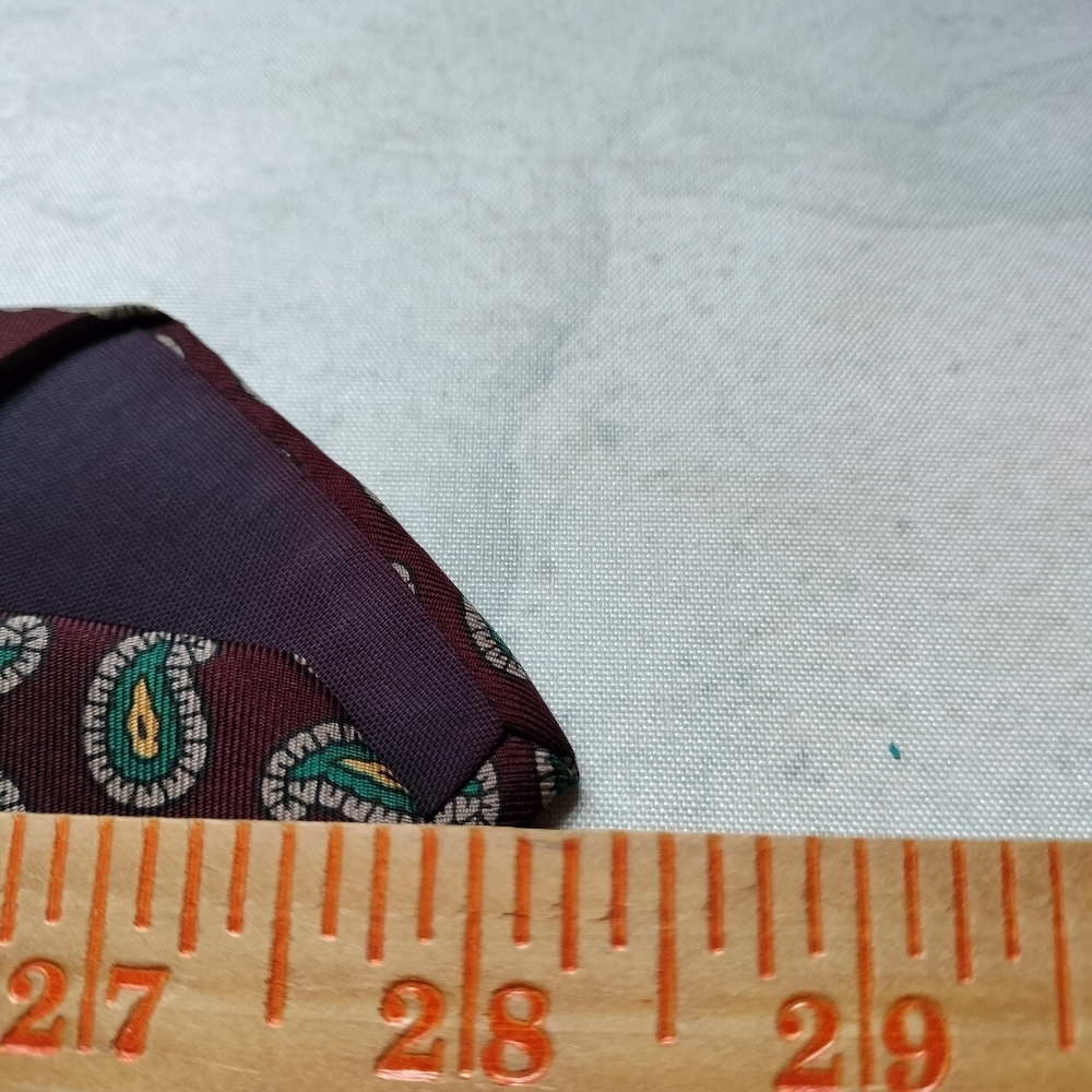 LANDS' END Debonaire Burgundy Green Gray Paisley Men's Silk Neck Tie - Picture 10 of 10